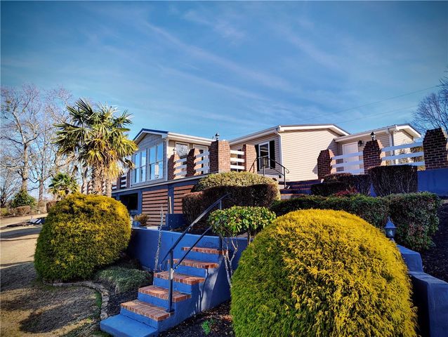 221 First Avenue, Iva, SC 29655