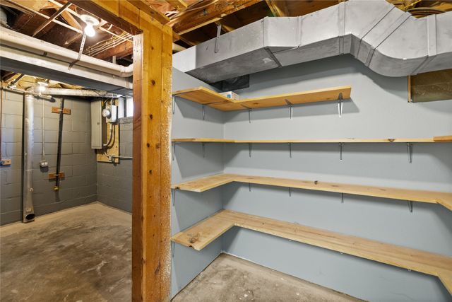 701 10th Street, West Des Moines, IA 50265