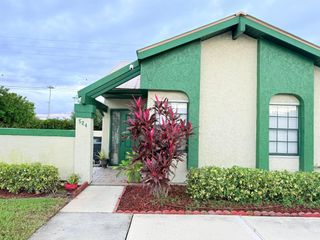 524 SW Sara Boulevard 524, Port St Lucie, FL 34953