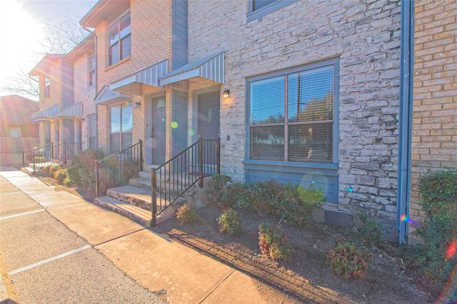 3004 Whisper Oaks LN D, Georgetown, TX 78628