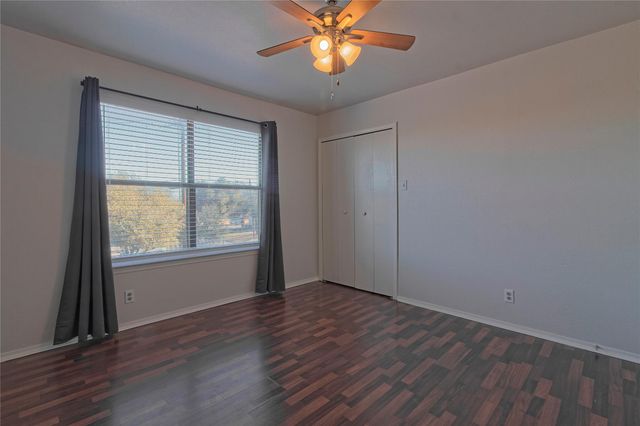 3004 Whisper Oaks LN D, Georgetown, TX 78628