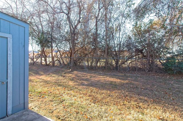 3004 Whisper Oaks LN D, Georgetown, TX 78628