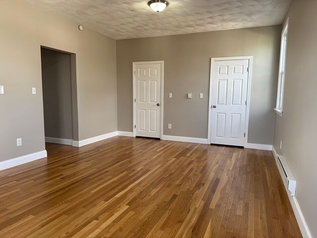 630 Metropolitan Ave 3, Boston, MA 02136