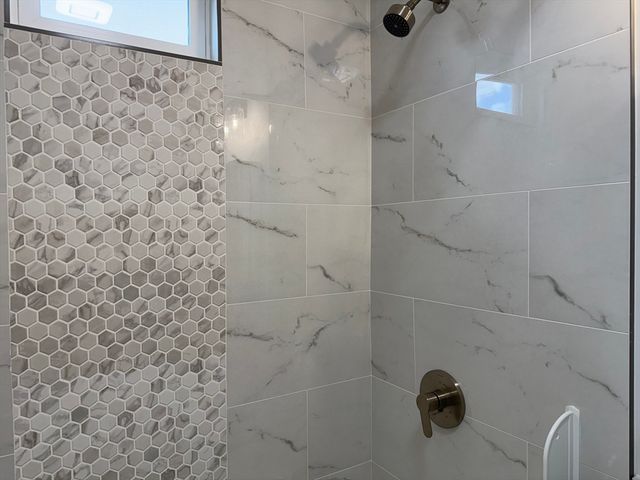 630 Metropolitan Ave 3, Boston, MA 02136