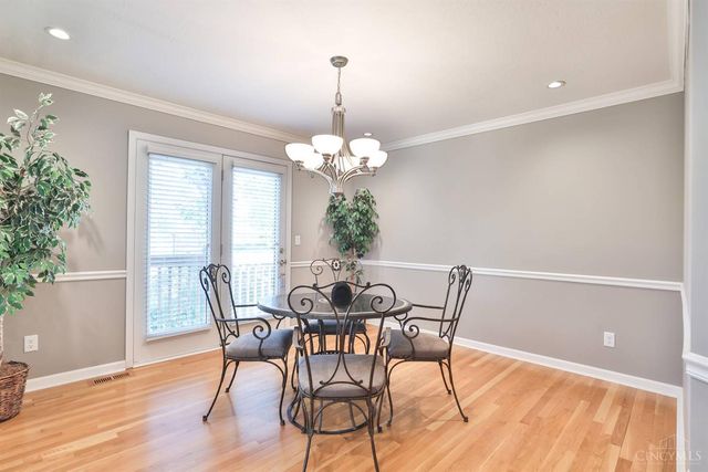 5614 Williamsburg Way, Fairfield, OH 45014