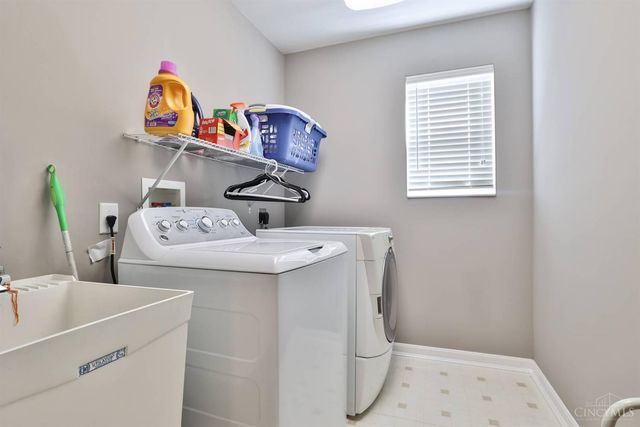 5614 Williamsburg Way, Fairfield, OH 45014