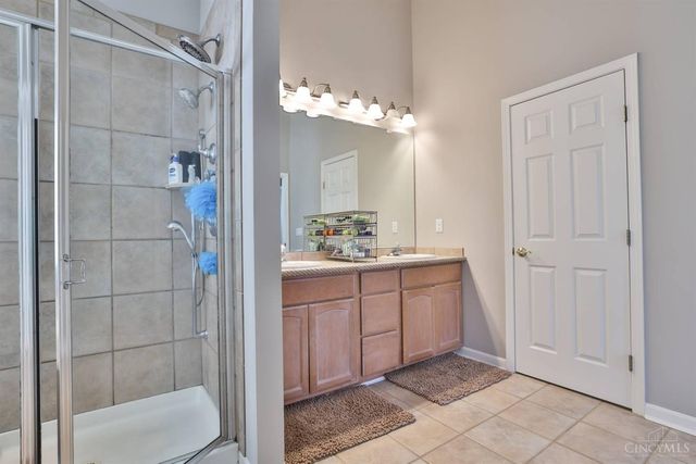 5614 Williamsburg Way, Fairfield, OH 45014