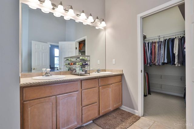 5614 Williamsburg Way, Fairfield, OH 45014