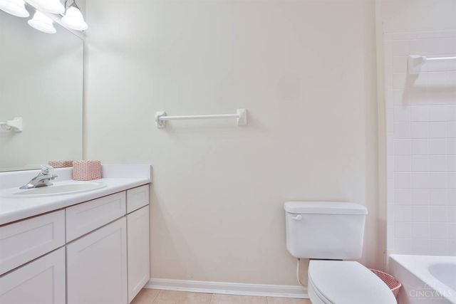 5614 Williamsburg Way, Fairfield, OH 45014