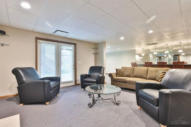 5614 Williamsburg Way, Fairfield, OH 45014