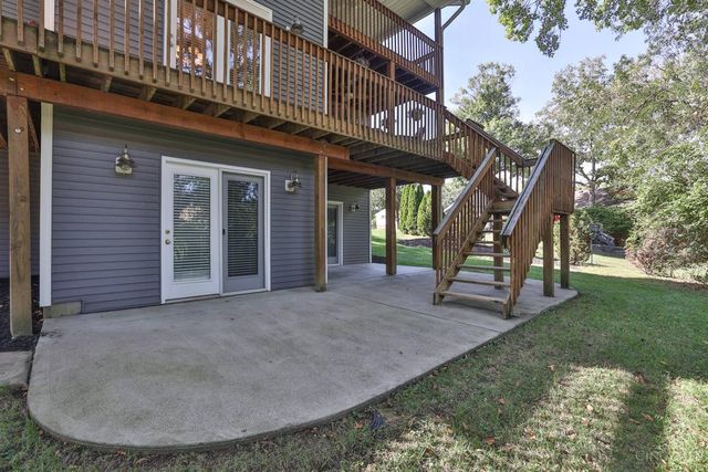 5614 Williamsburg Way, Fairfield, OH 45014