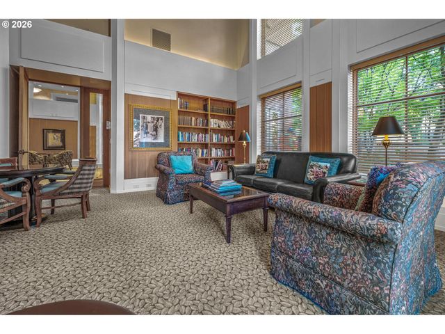 1132 Sw 19TH Ave 411, Portland, OR 97205