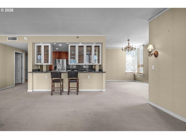 1132 Sw 19TH Ave 411, Portland, OR 97205