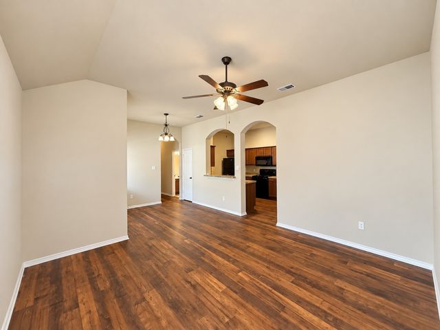 1426 Ravenwood Drive, Mansfield, TX 76063