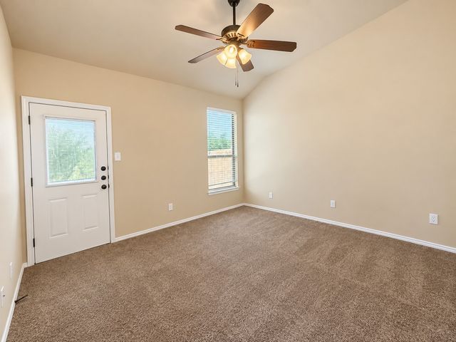 1426 Ravenwood Drive, Mansfield, TX 76063