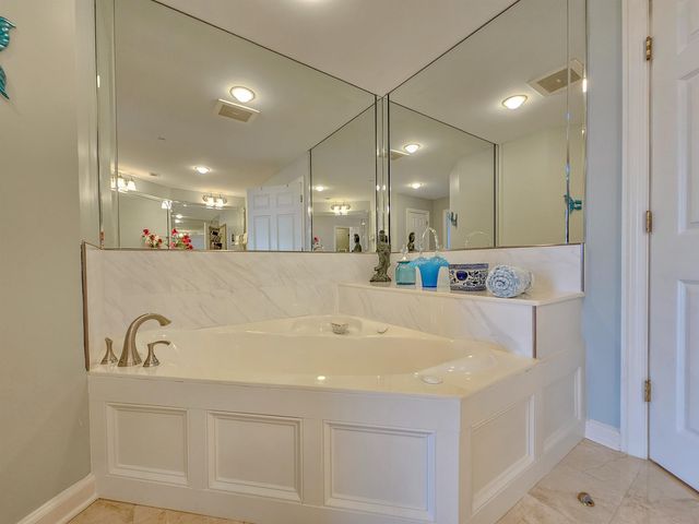 8500 Margate Cir Apt 2809, Myrtle Beach, SC 29572