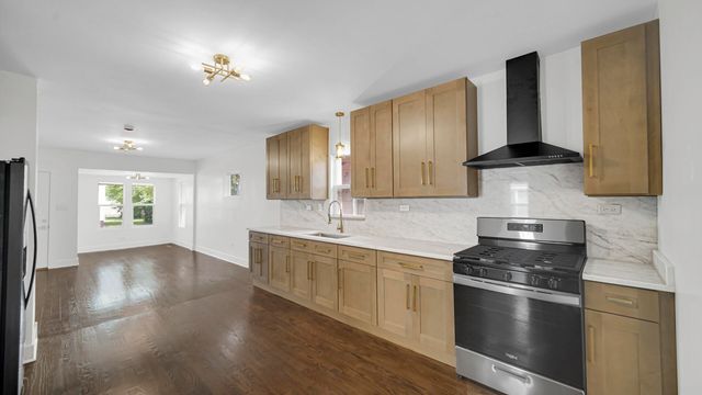 1022 Moss Street, Hammond, IN 46320