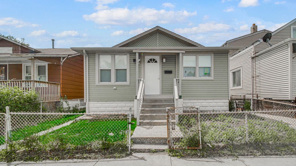 1022 Moss Street, Hammond, IN 46320