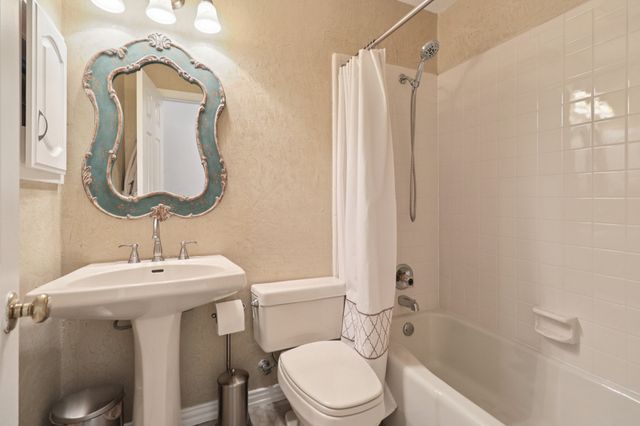 4212 Old Dominion Drive, Arlington, TX 76016