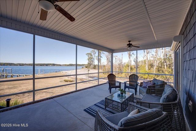 5544 Creek Pointe Road, New Bern, NC 28560