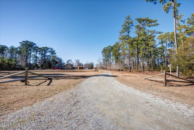 5544 Creek Pointe Road, New Bern, NC 28560