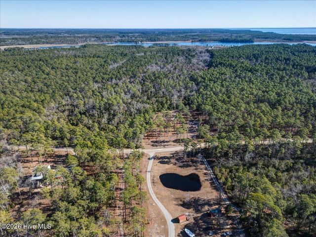 5544 Creek Pointe Road, New Bern, NC 28560