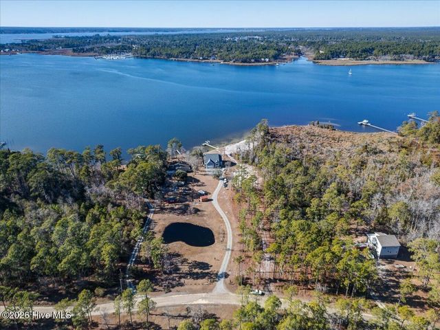 5544 Creek Pointe Road, New Bern, NC 28560