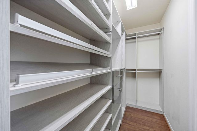 10702 Clearview Villa Place, Houston, TX 77025