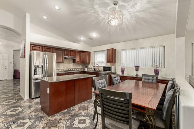 837 E DRY CREEK Road, San Tan Valley, AZ 85143