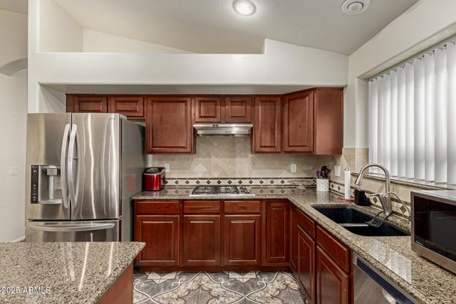 837 E DRY CREEK Road, San Tan Valley, AZ 85143