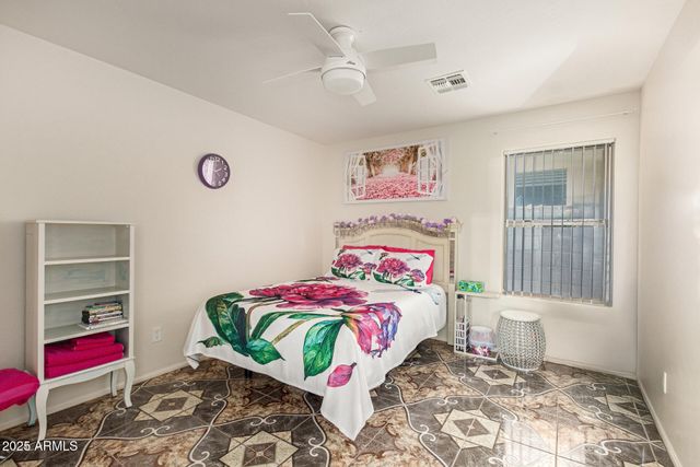 837 E DRY CREEK Road, San Tan Valley, AZ 85143