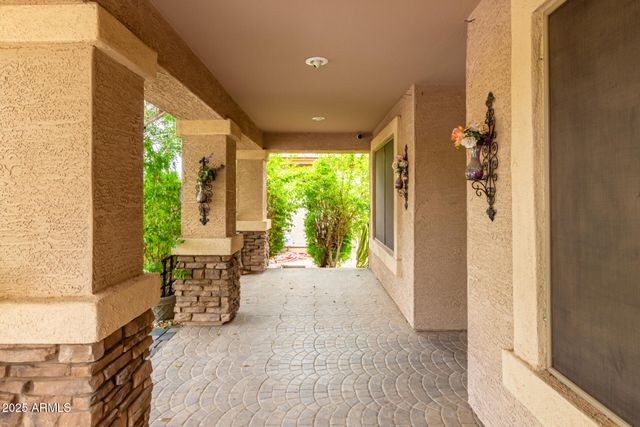 837 E DRY CREEK Road, San Tan Valley, AZ 85143