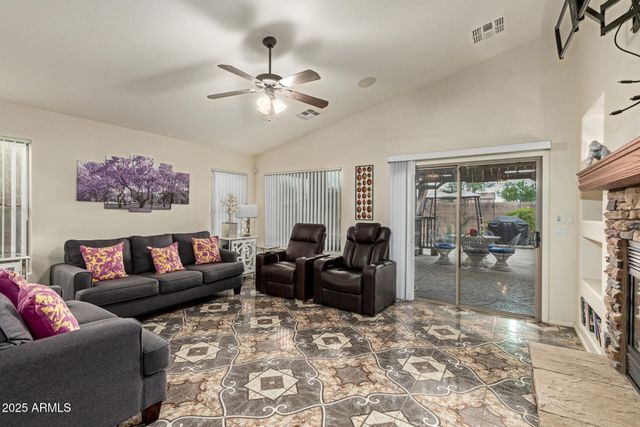 837 E DRY CREEK Road, San Tan Valley, AZ 85143