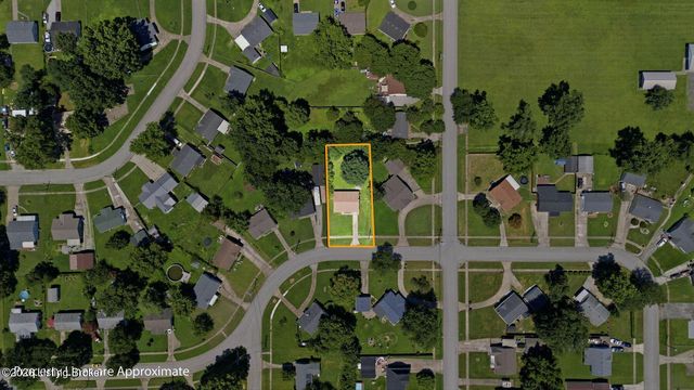 6903 Dunkirk Ln, Louisville, KY 40272