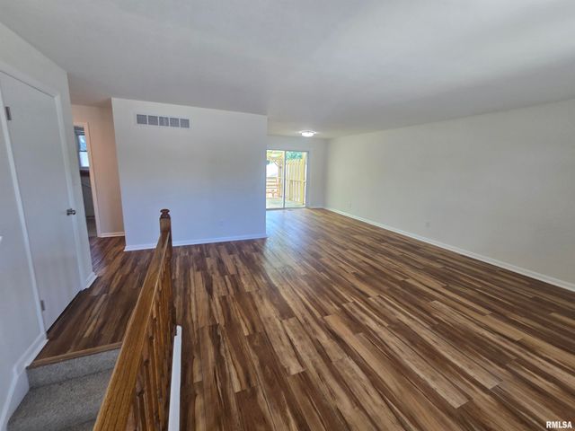 1149 PERRY Street, East Peoria, IL 61611