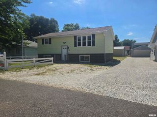 1149 PERRY Street, East Peoria, IL 61611