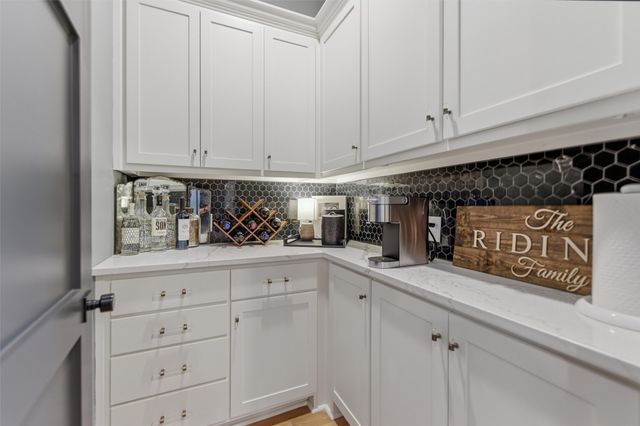 1899 Old Agnes Road, Weatherford, TX 76088