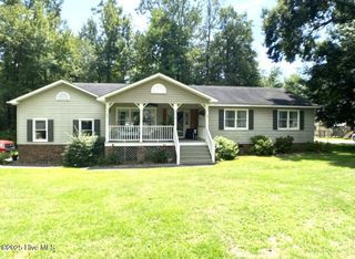 302 S Wedgewood Drive, Washington, NC 27889