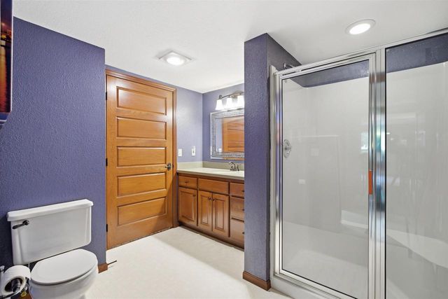 30 COUNTRY CLUB COURT, Fond Du Lac, WI 54935