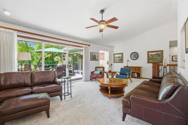 30 COUNTRY CLUB COURT, Fond Du Lac, WI 54935
