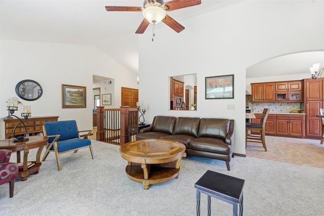 30 COUNTRY CLUB COURT, Fond Du Lac, WI 54935