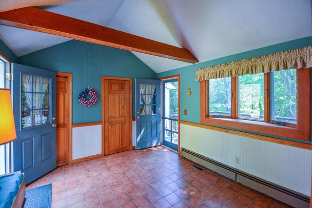 18 Town Landing Rd, Berkley, MA 02779