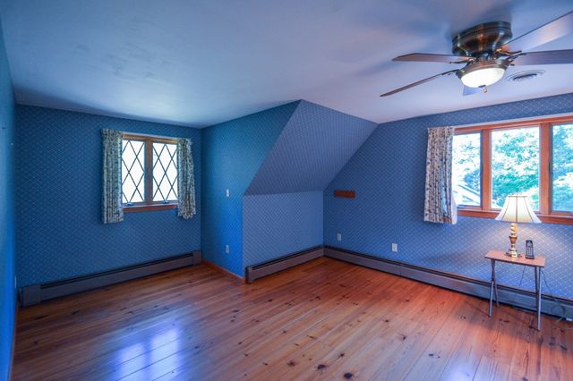 18 Town Landing Rd, Berkley, MA 02779
