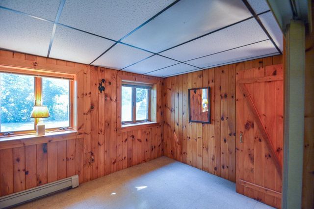 18 Town Landing Rd, Berkley, MA 02779