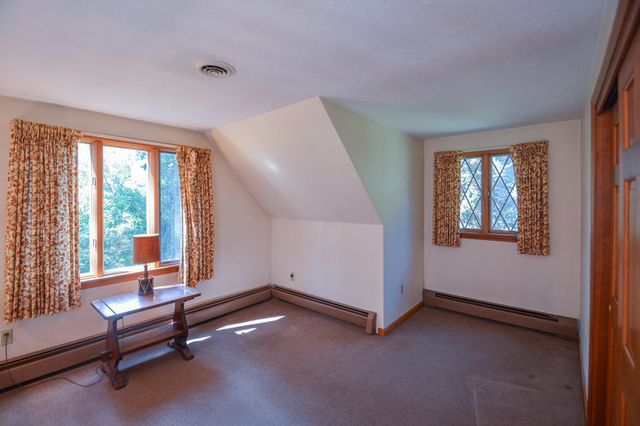 18 Town Landing Rd, Berkley, MA 02779