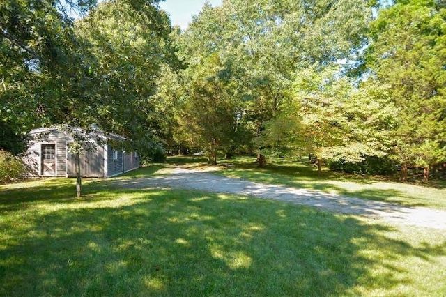 18 Town Landing Rd, Berkley, MA 02779