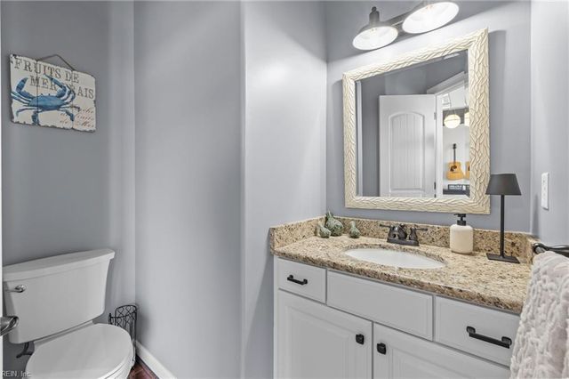 2700 Gaston LN, Virginia Beach, VA 23456