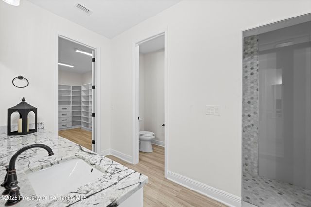18130 Parrot Road, Weeki Wachee, FL 34614