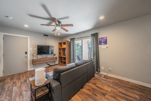 12816 Midway Road 2063, Dallas, TX 75244