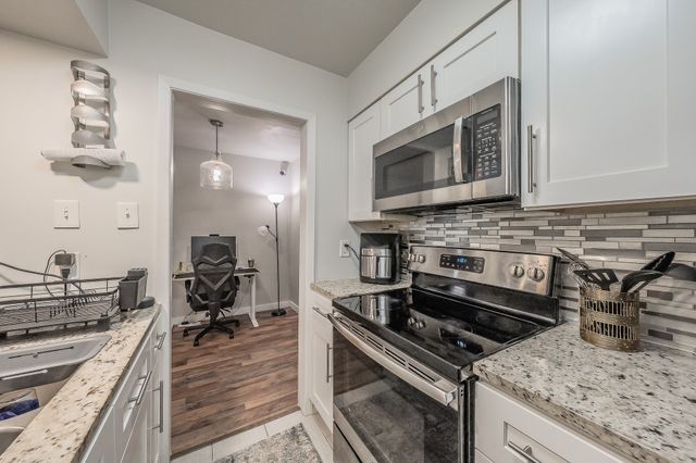 12816 Midway Road 2063, Dallas, TX 75244